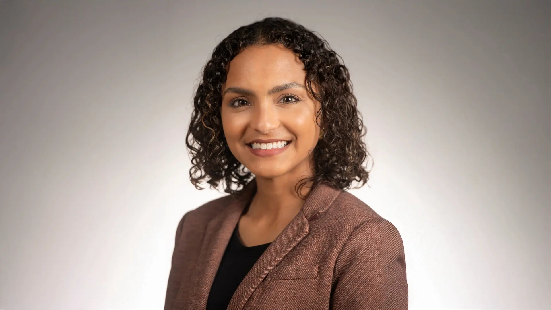 Dr. Karenis Sanchez portrait photo.