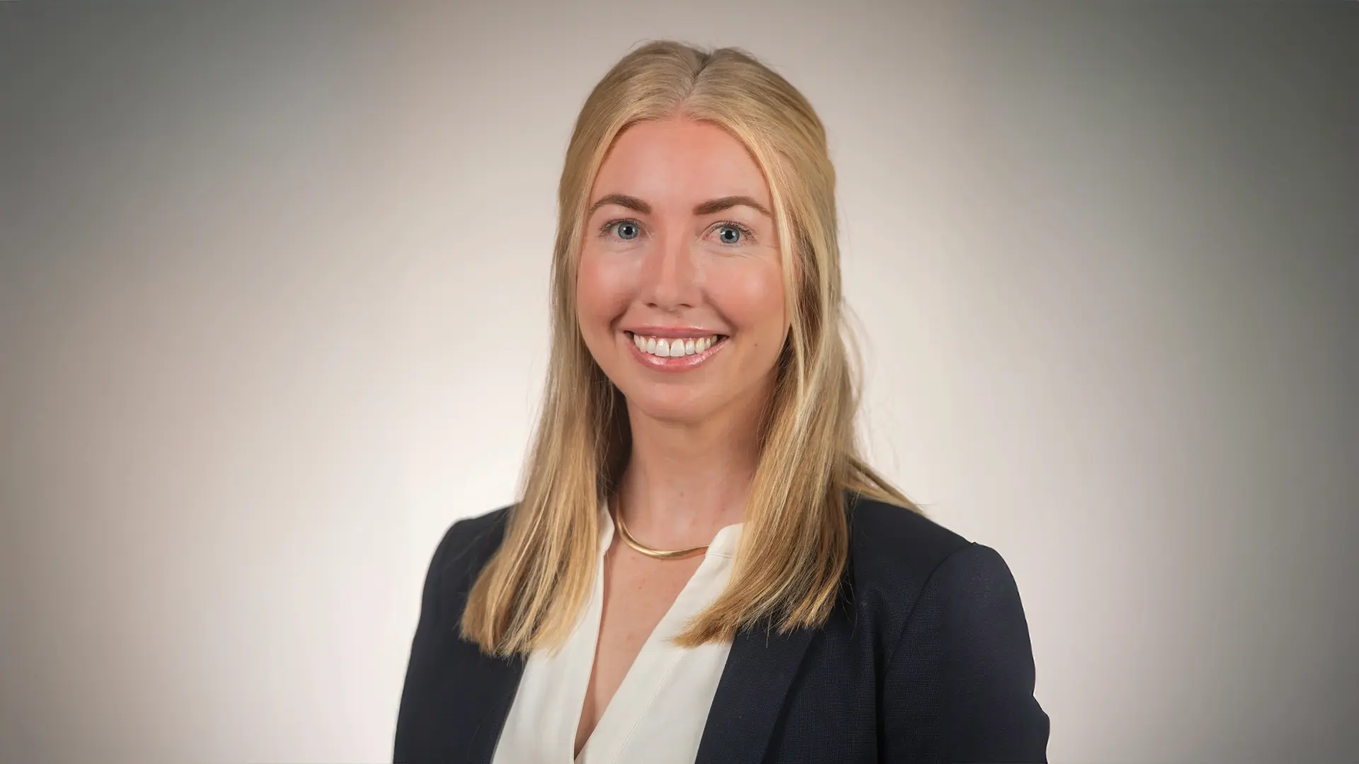 Portrait photo of Dr. Danika Lund.