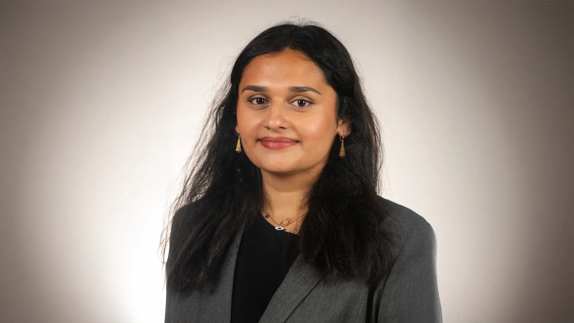Portrait photo of Dr. Bhavi Vashi.